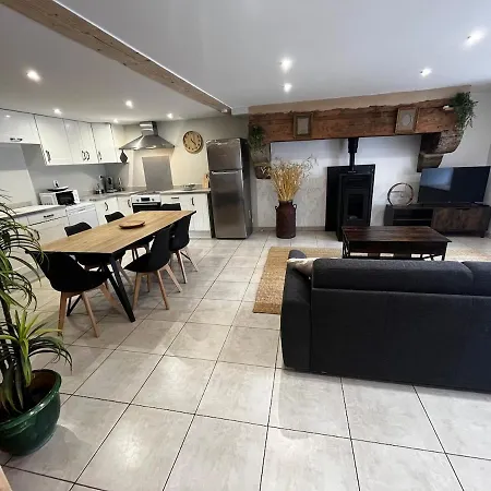 Hébergement de vacances Jolie Maison Au Coeur Du Gevaudan Aux Portes De L Aubrac *